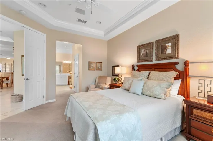 4833 Hampshire Ct # 304, Naples Fl 34112