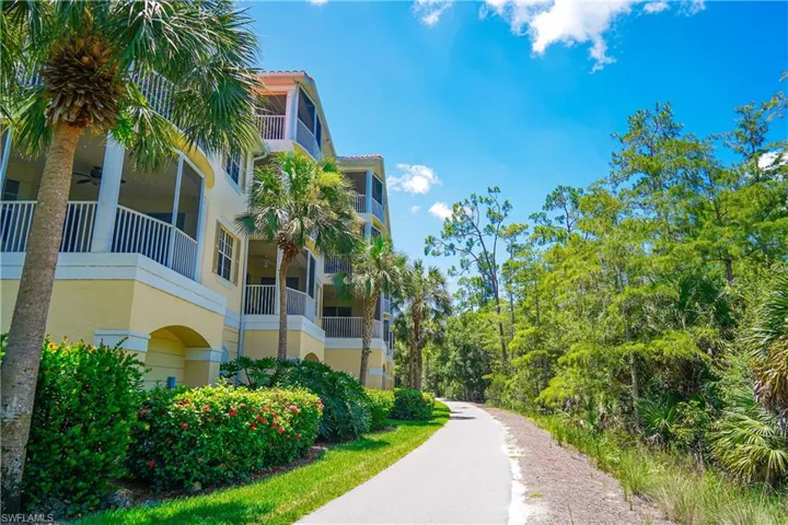 4833 Hampshire Ct # 304, Naples Fl 34112