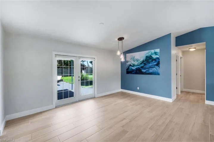 2212 Se 7th St, Cape Coral, Florida 33990