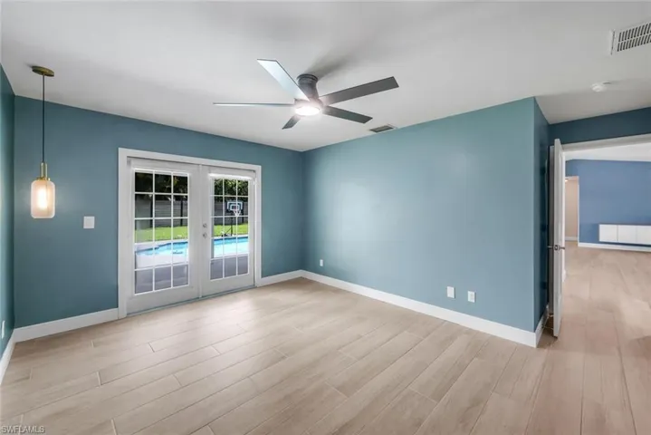 2212 Se 7th St, Cape Coral, Florida 33990