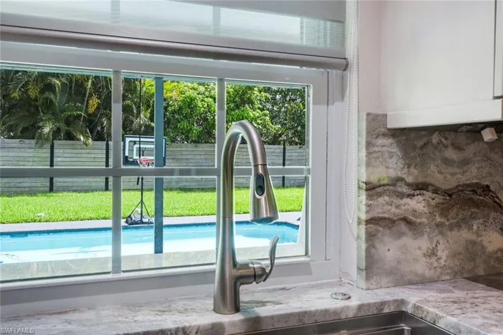 2212 Se 7th St, Cape Coral, Florida 33990