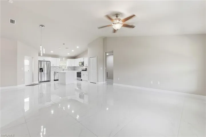 1893 Weldon Ave, Lehigh Acres, Florida 33972