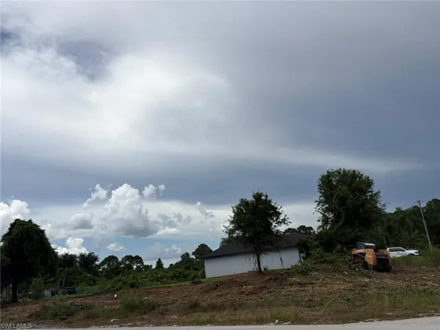 3104 Wanda Ave S, Lehigh Acres, Florida 33976