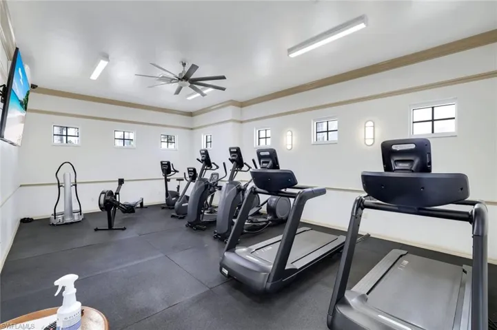 460 Launch Cir 202, Naples, Florida 34108