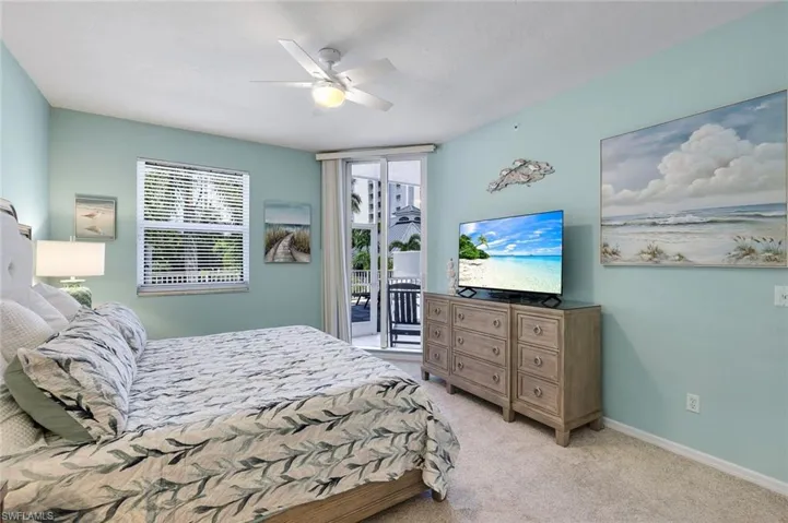 460 Launch Cir 202, Naples, Florida 34108