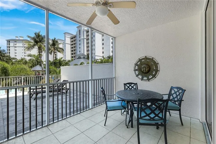 460 Launch Cir 202, Naples, Florida 34108