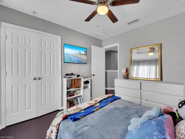Guest Room 2 - Second Floor