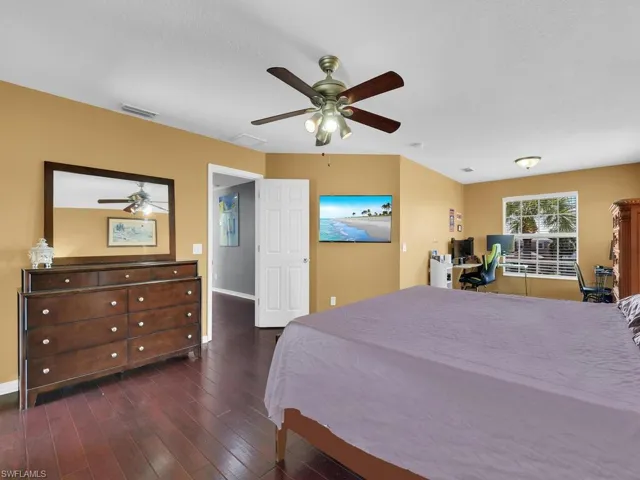 Master Suite - Second Floor