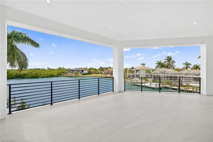 720 Hull Ct, Marco Island, Florida 34145