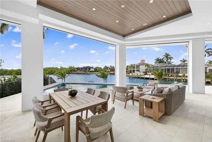 720 Hull Ct, Marco Island, Florida 34145