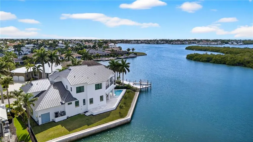 720 Hull Ct, Marco Island, Florida 34145