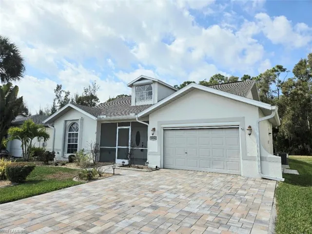 Extra Wide Paver Driveway & Screened Entry