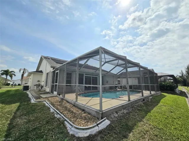 Screened Lanai from Backyard