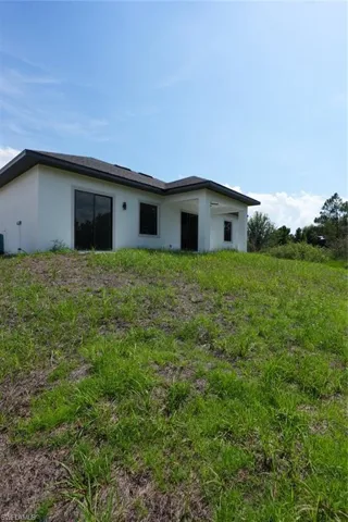 2512 40th St Sw, Lehigh Acres, Florida 33976