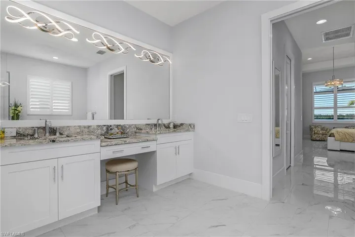17424 Blue Sapphire Dr, Fort Myers, Florida 33913