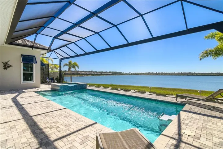 17424 Blue Sapphire Dr, Fort Myers, Florida 33913