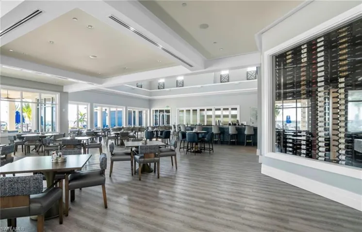 On-site executive chef with daily delicious specials.