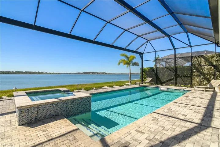 17424 Blue Sapphire Dr, Fort Myers, Florida 33913