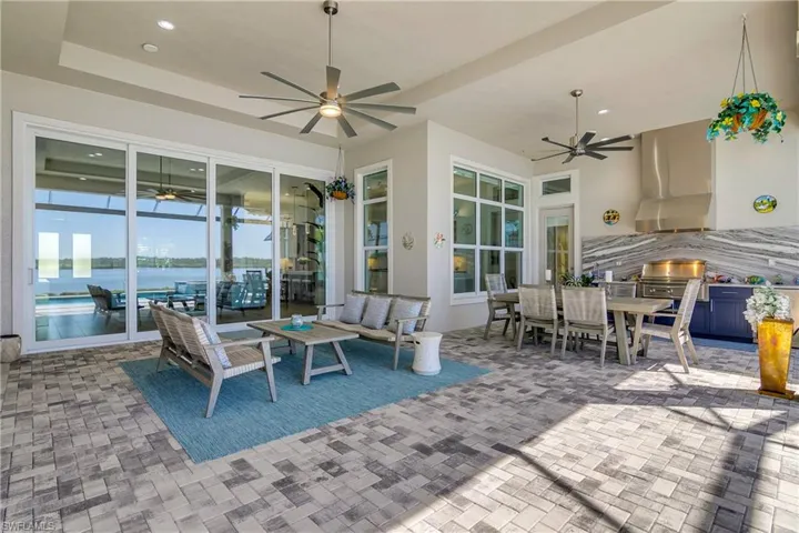 17424 Blue Sapphire Dr, Fort Myers, Florida 33913