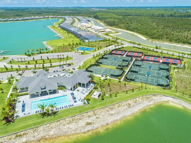 17424 Blue Sapphire Dr, Fort Myers, Florida 33913