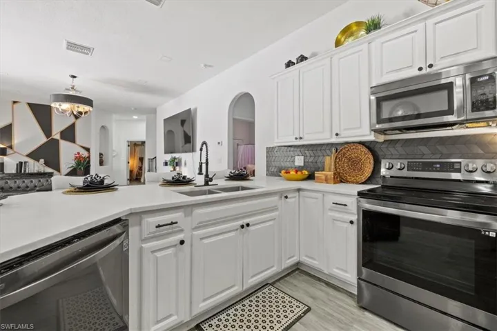 3007 8th St W, Lehigh Acres, Florida 33971