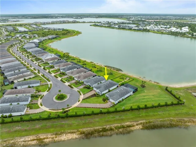 Prime Edgewater property on Lake Timber