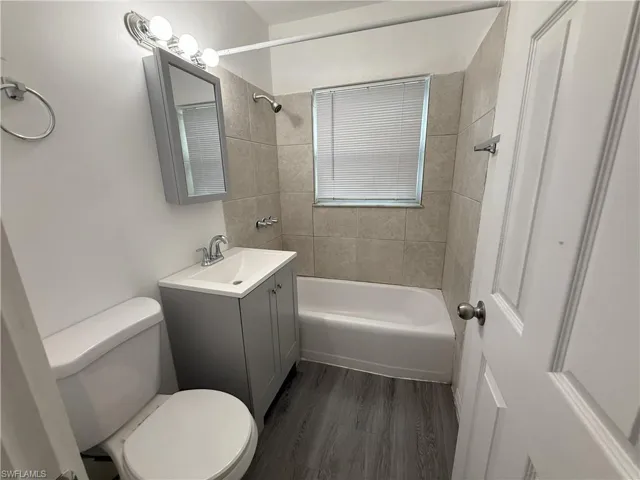 3619 Seminole Ave 11, Fort Myers, Florida 33916