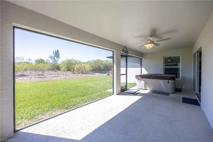 REAR LANAI