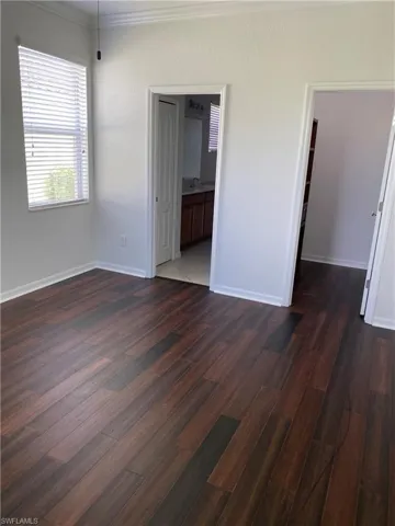 2466 Heydon Cir E, Naples, Florida 34120