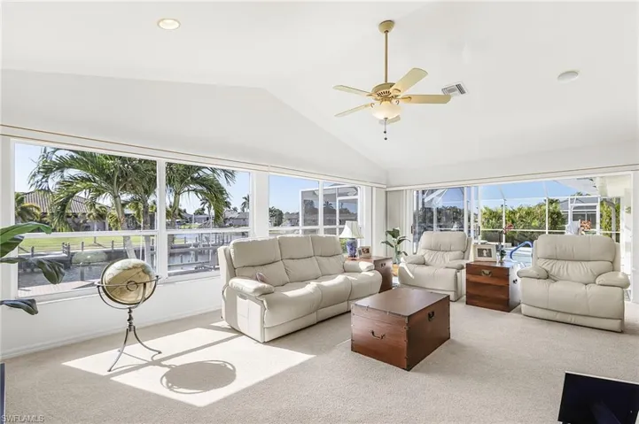 228 SE 31ST  TER, Cape Coral, FL 33904