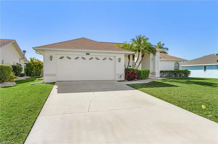 228 SE 31ST  TER, Cape Coral, FL 33904