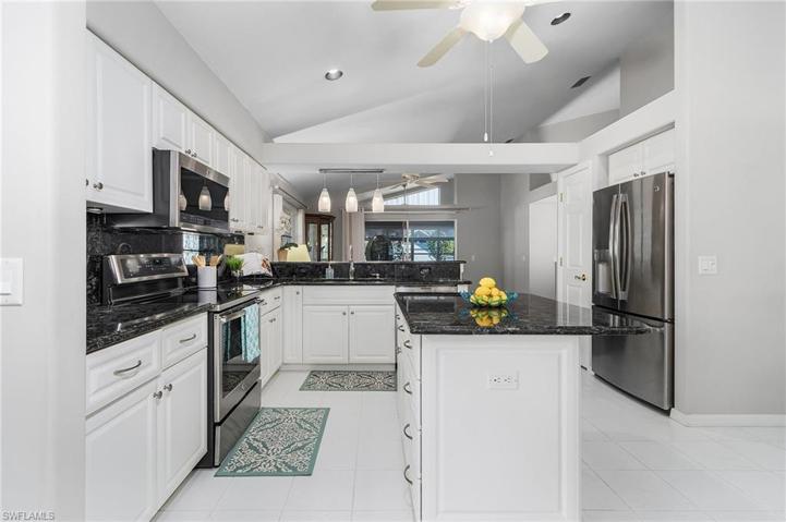 9139  Palm Island  CIR, North Fort Myers, FL 33903