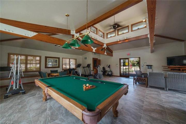 9139  Palm Island  CIR, North Fort Myers, FL 33903