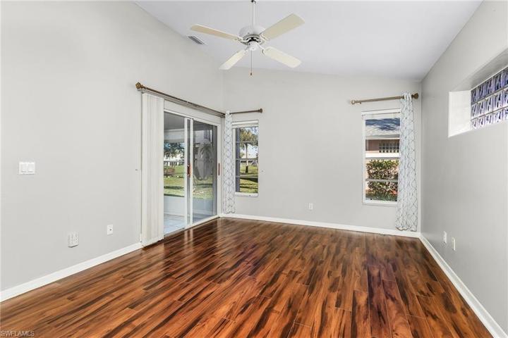 9139  Palm Island  CIR, North Fort Myers, FL 33903