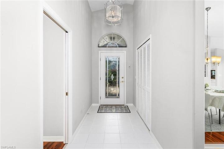 9139  Palm Island  CIR, North Fort Myers, FL 33903