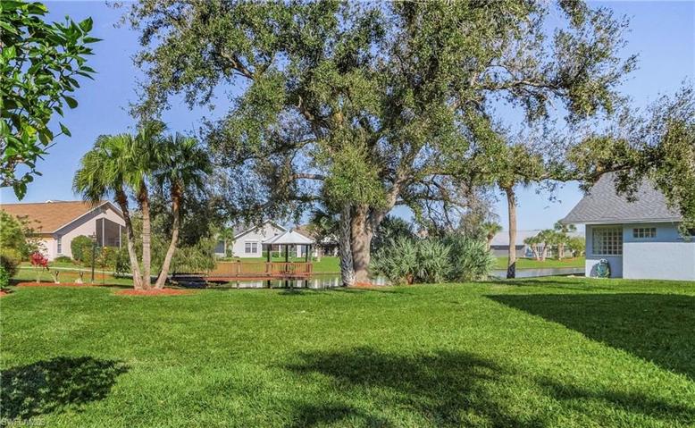 9139  Palm Island  CIR, North Fort Myers, FL 33903