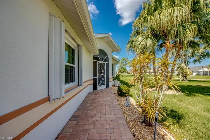 17591  Fan Palm  CT, North Fort Myers, FL 33917