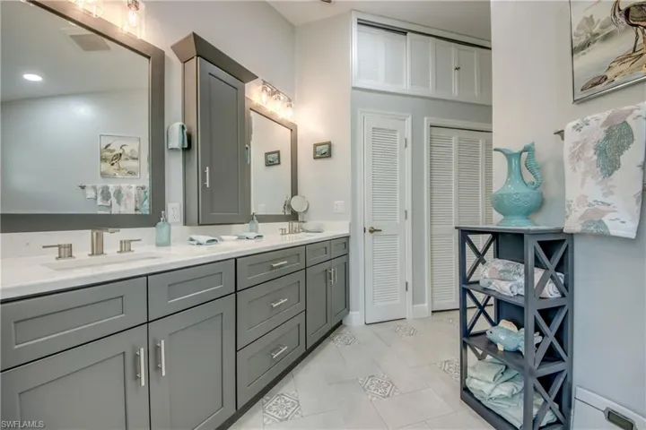 17591  Fan Palm  CT, North Fort Myers, FL 33917