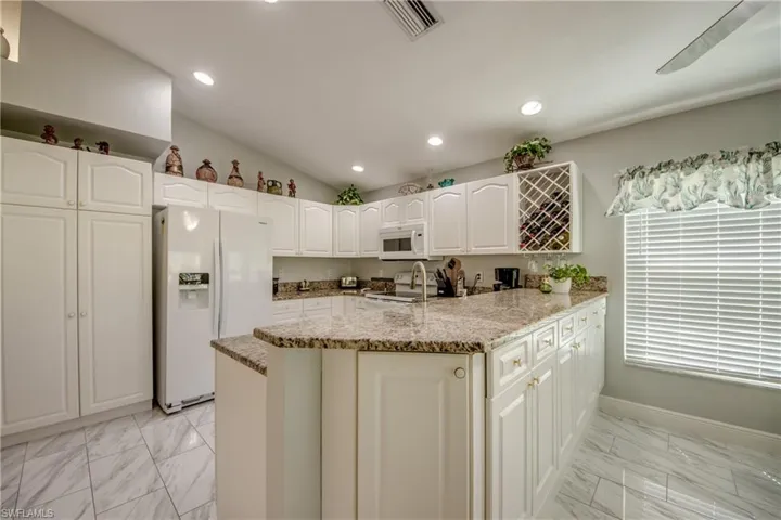 17591  Fan Palm  CT, North Fort Myers, FL 33917