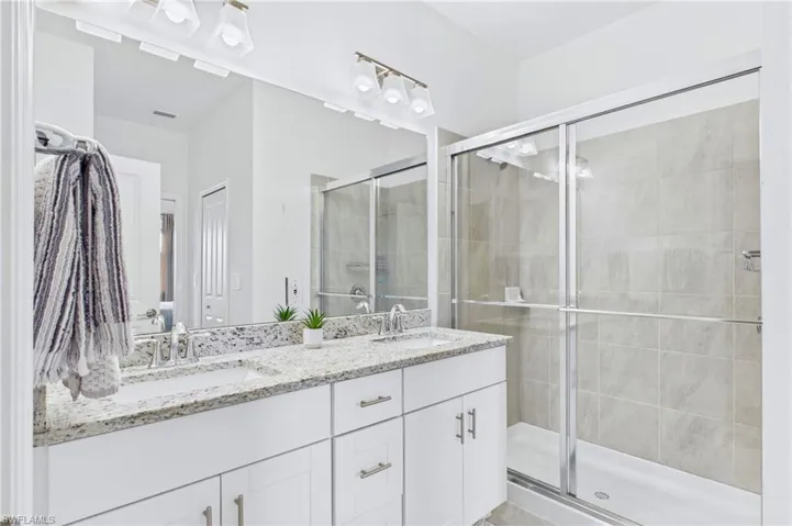 14188 Pine Lodge Ln, Fort Myers, Florida 33913