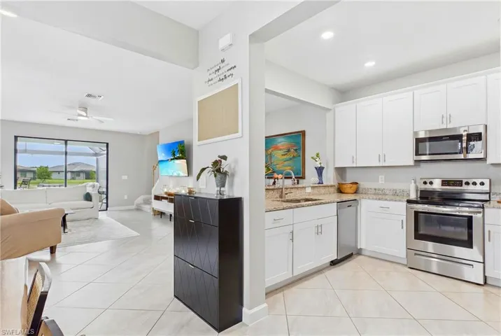 14188 Pine Lodge Ln, Fort Myers, Florida 33913