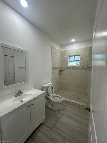 2371  Lafayette  ST, Fort Myers, FL 33901