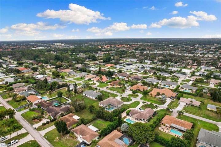 133  Johnnycake  DR, NAPLES, FL 34110