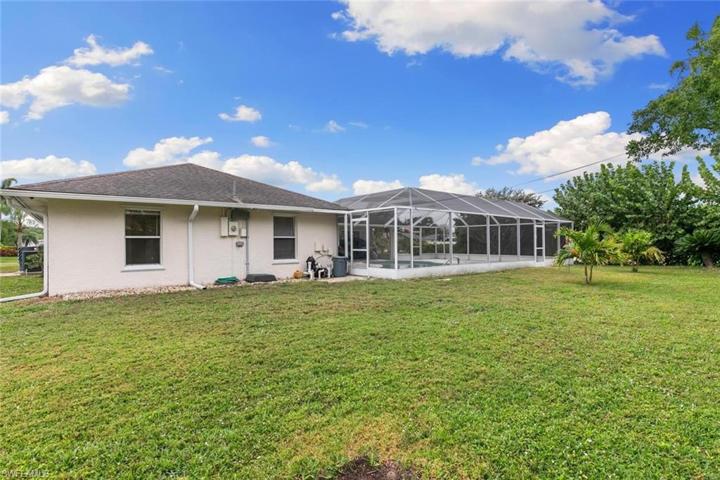 133  Johnnycake  DR, NAPLES, FL 34110