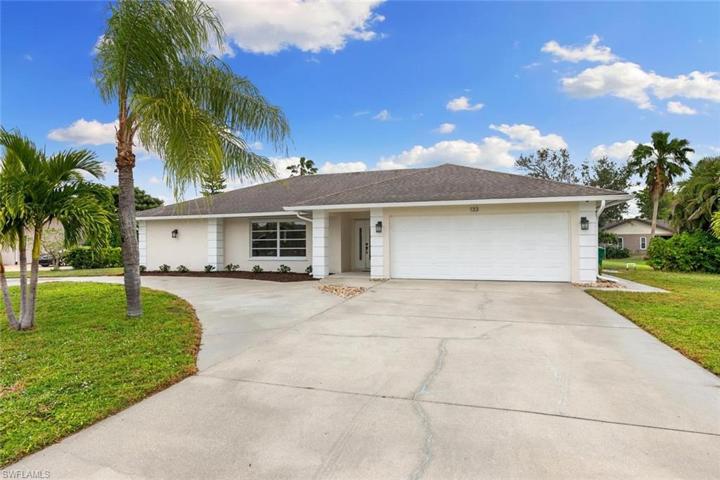 133  Johnnycake  DR, NAPLES, FL 34110