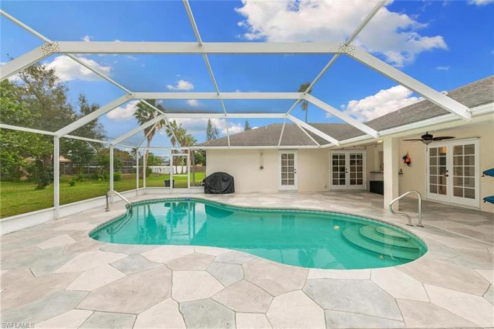 133  Johnnycake  DR, NAPLES, FL 34110