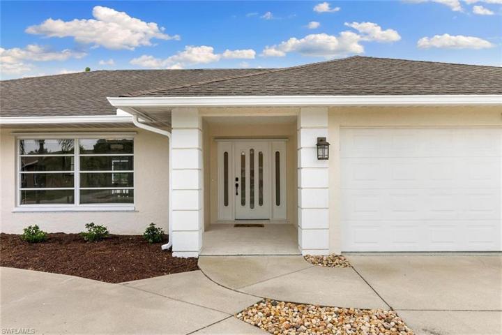 133  Johnnycake  DR, NAPLES, FL 34110