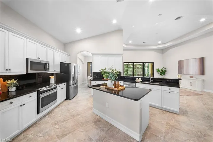 7267 Acorn Way, Naples, Florida 34119