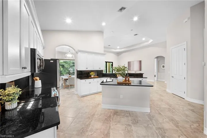 7267 Acorn Way, Naples, Florida 34119