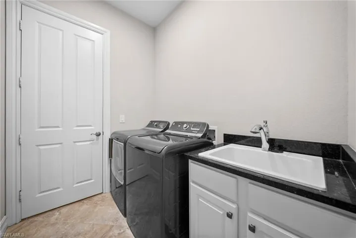 7267 Acorn Way, Naples, Florida 34119